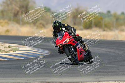 media/Mar-28-2022-Superbike Trackdays (Mon) [[b8603d0f67]]/Open Track Time/Turn 7/